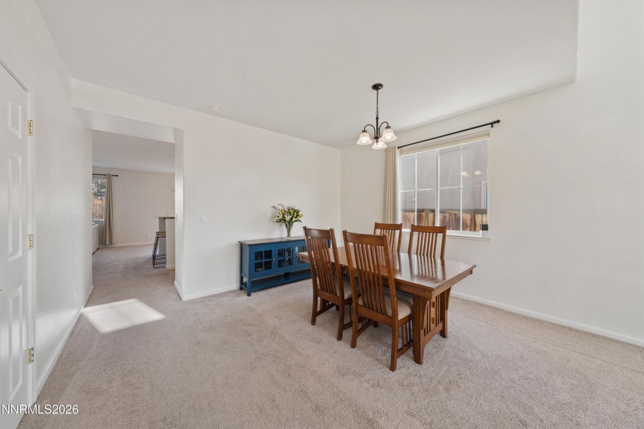 6680 Abbotswood Drive, Sparks, NV 89436 Photo