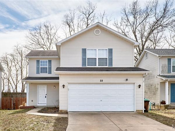 22 Saddleback Ridge Drive, Winfield, MO 63389