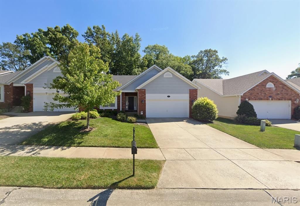 7370 Timberpoint Court, Fairview Heights, IL 62208 Main Photo