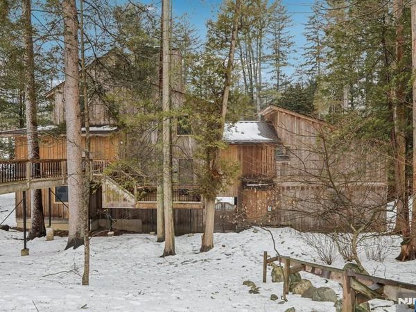 1044 Ramapo Valley Road, MAHWAH, NJ 07430