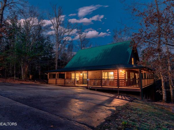 2806 Turkey Court, Sevierville, TN 37876