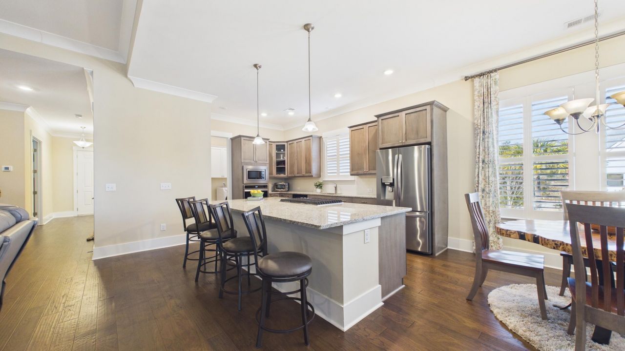 926 Cochran Street Photo 9