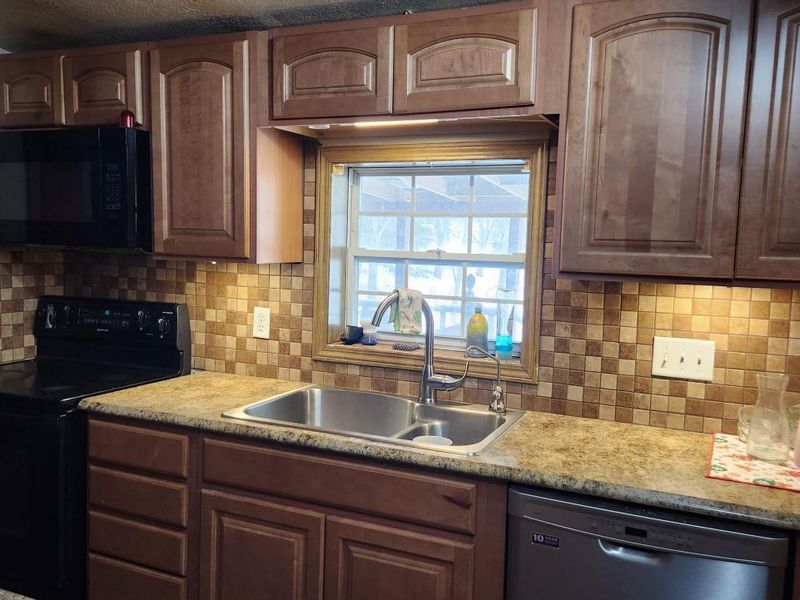 11426 Dozer Road SW, Stoutsville, OH 43154 Photo 9