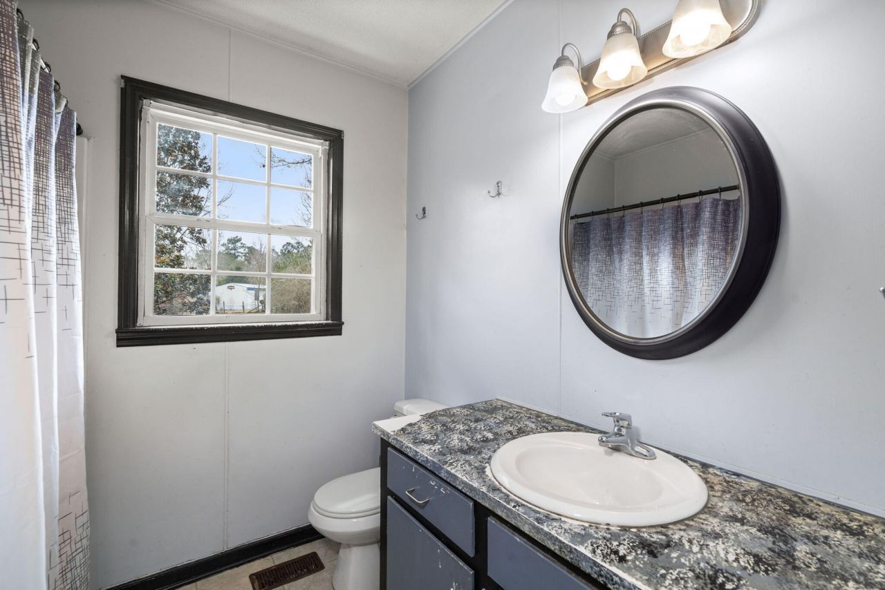 5232 Charleston Highway Photo 15