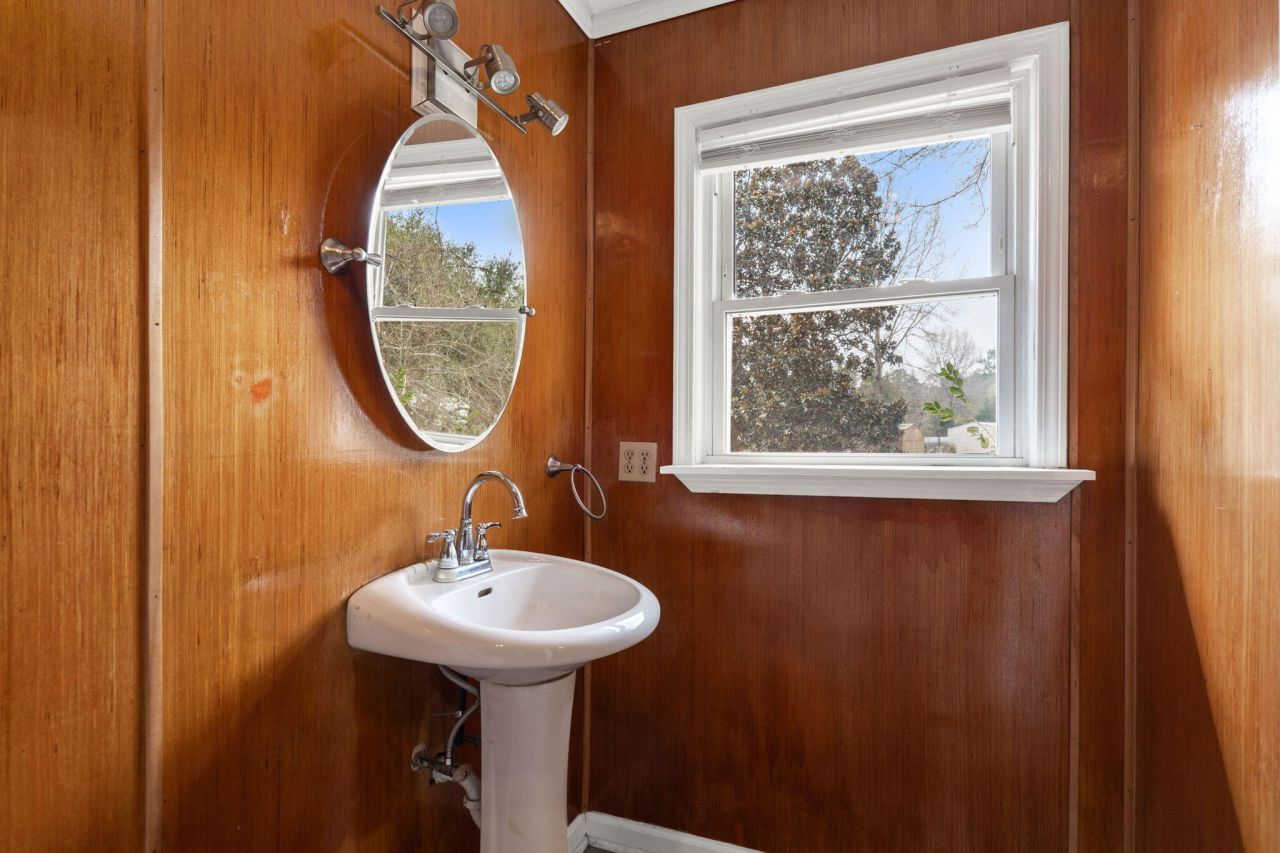 5232 Charleston Highway Photo 20