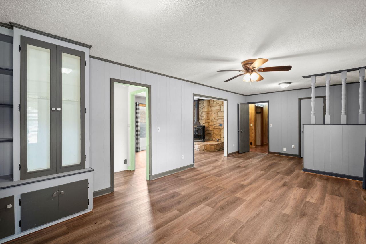 5232 Charleston Highway Photo 6