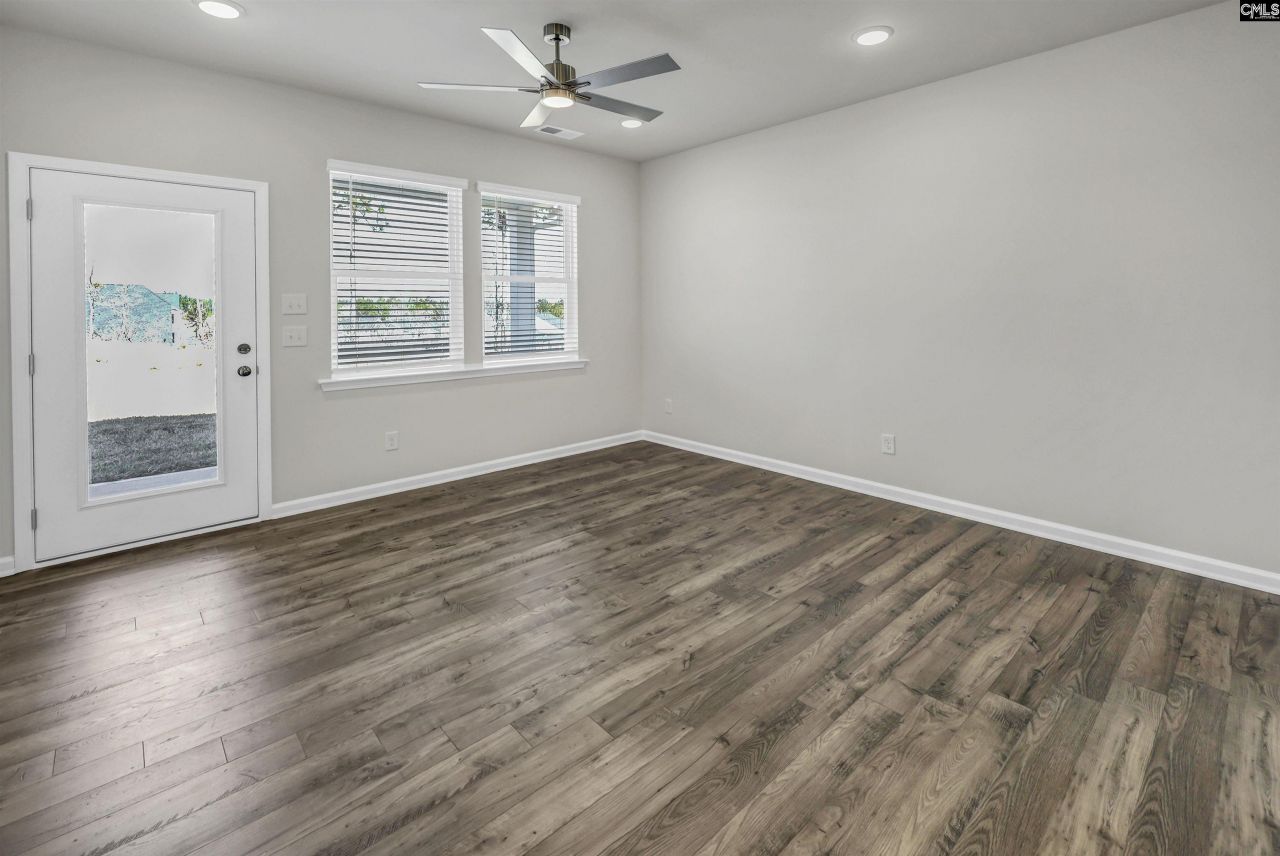 280 Balbriggan Place Photo 11