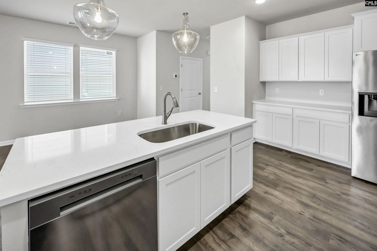 280 Balbriggan Place Photo 12