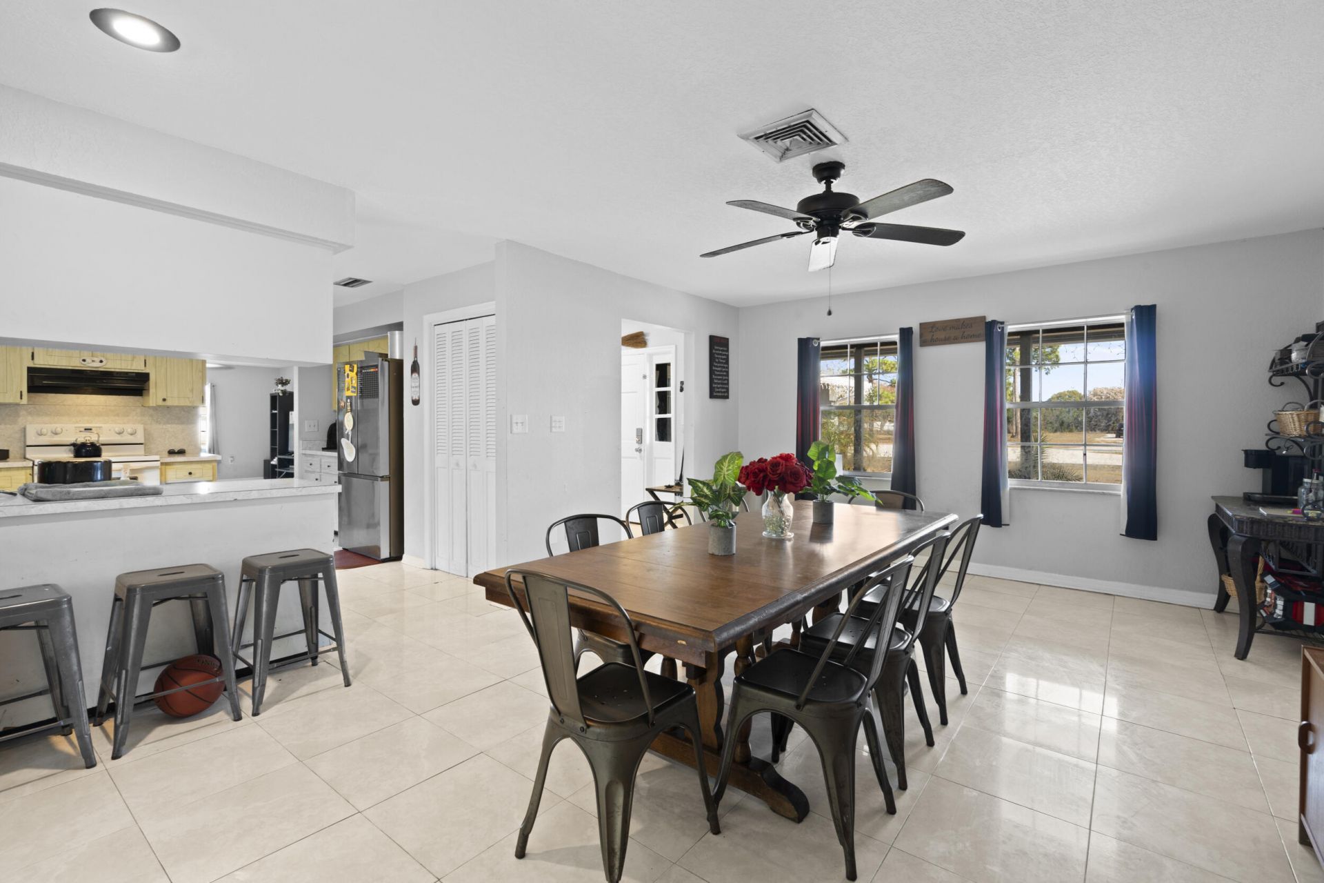 2118 SE Morningside Boulevard, Port Saint Lucie, FL 34952 Photo