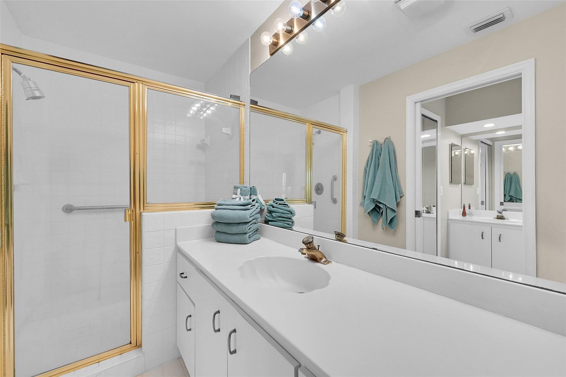 8049 Aberdeen Drive, Unit 101, Boynton Beach, FL 33472 Photo