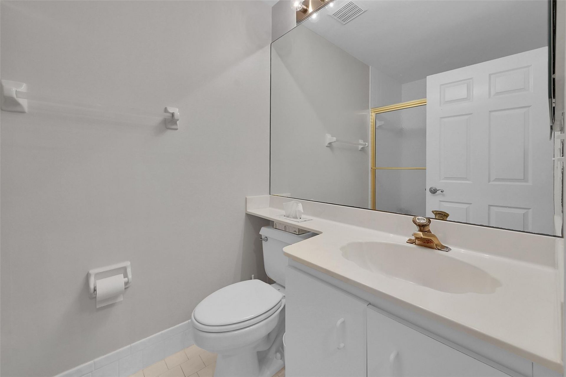 8049 Aberdeen Drive, Unit 101, Boynton Beach, FL 33472 Photo