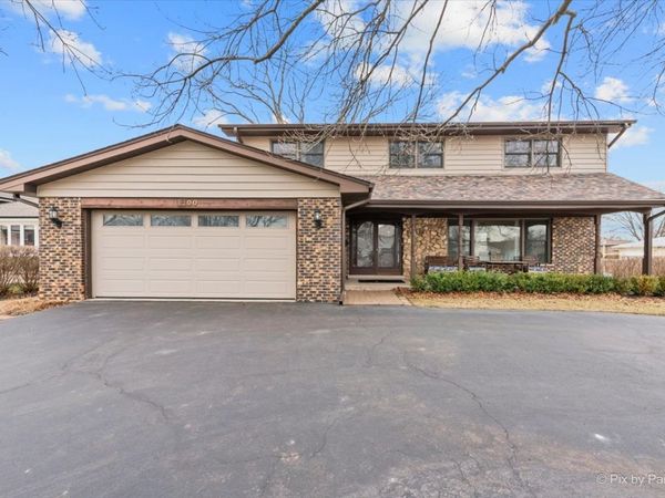 1100 S Church Road, Mount Prospect, IL 60056