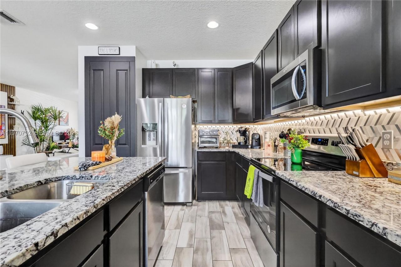 217 NW 36th Ave, Pompano Beach, FL 33069 Photo