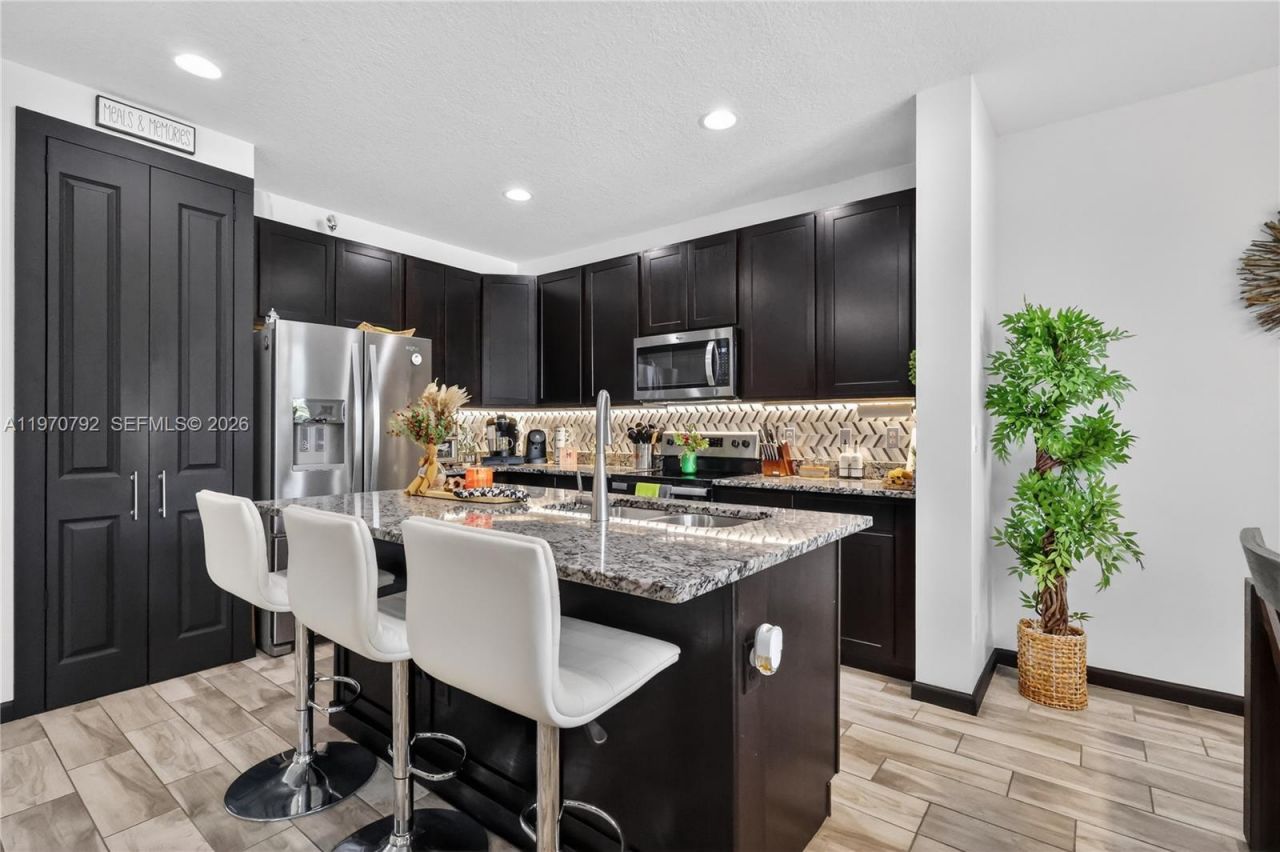 217 NW 36th Ave, Pompano Beach, FL 33069 Photo