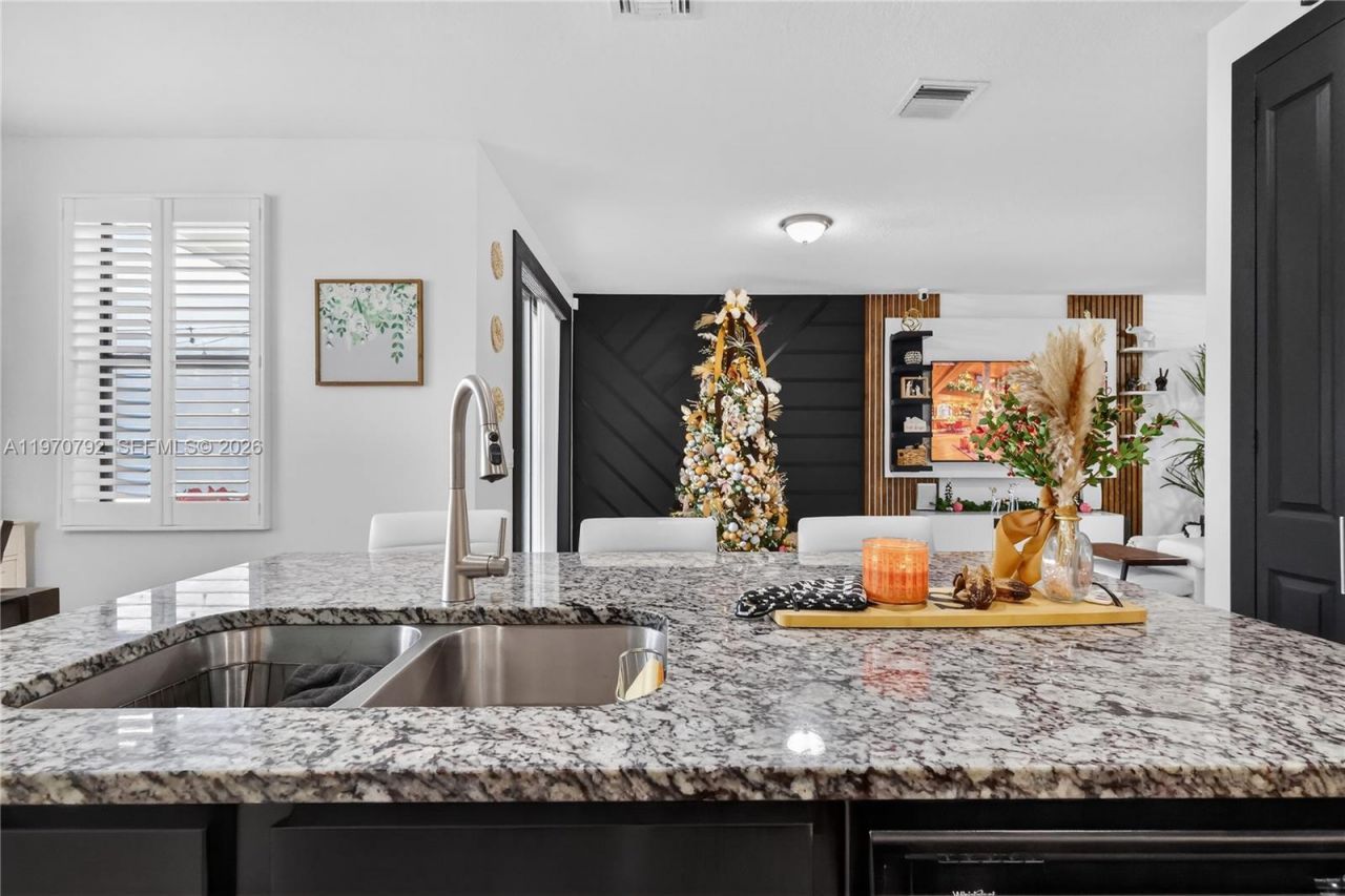 217 NW 36th Ave, Pompano Beach, FL 33069 Photo