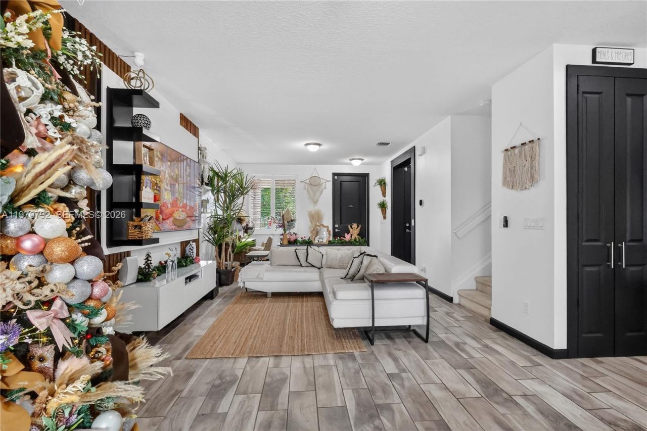 217 NW 36th Ave, Pompano Beach, FL 33069 Photo