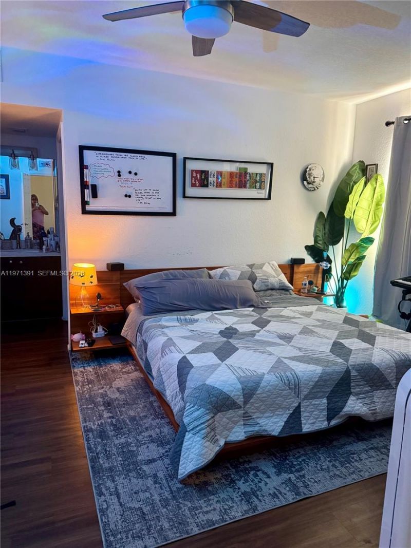 2517 Centergate Dr, Unit 203, Miramar, FL 33025 Photo