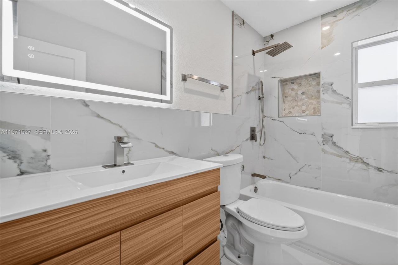 649 NW 20th Ct, Pompano Beach, FL 33060 Photo