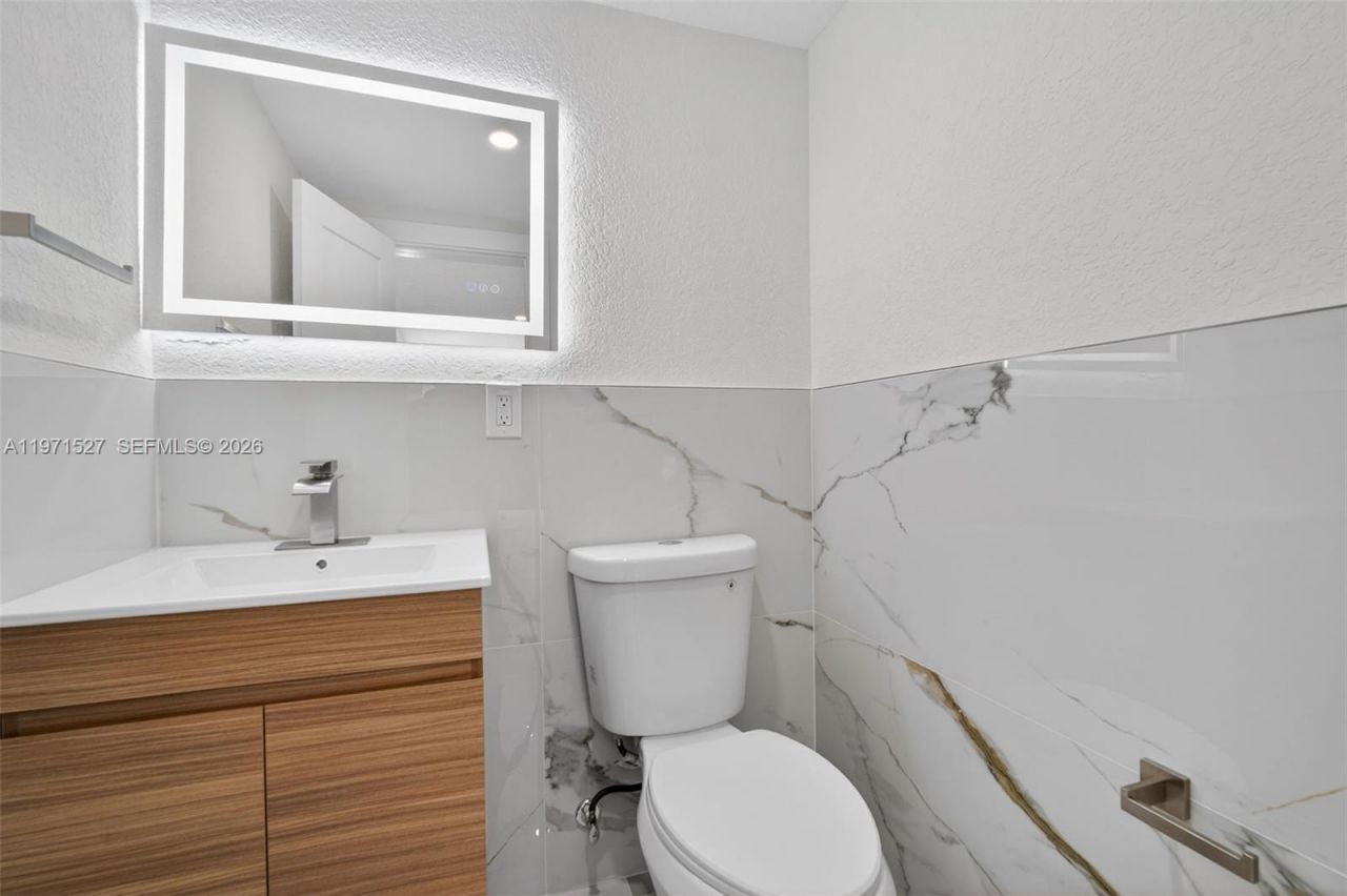 649 NW 20th Ct, Pompano Beach, FL 33060 Photo