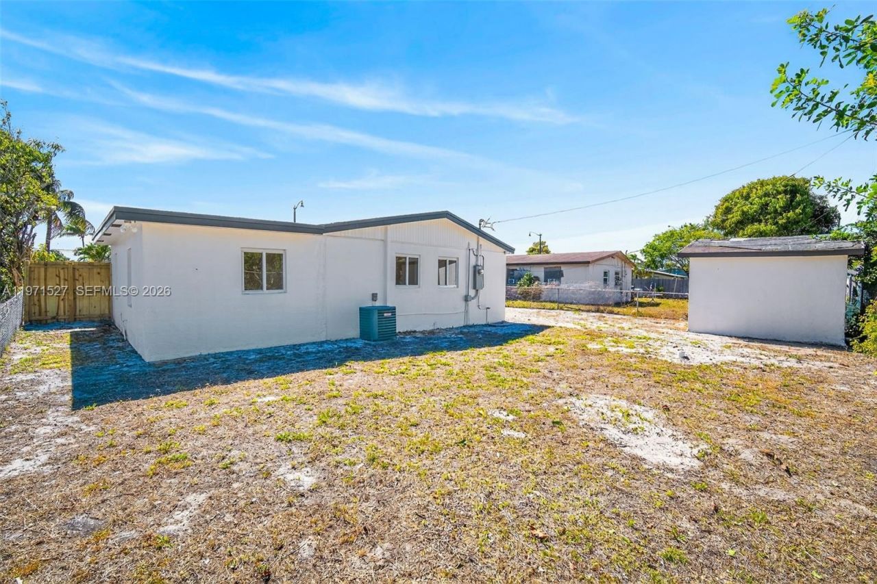 649 NW 20th Ct, Pompano Beach, FL 33060 Photo