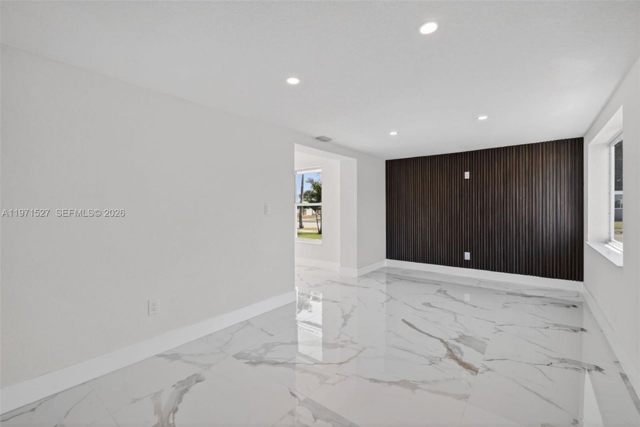 649 NW 20th Ct, Pompano Beach, FL 33060 Photo