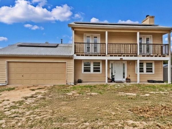 1471 County Road A, Lexington, TX 78947