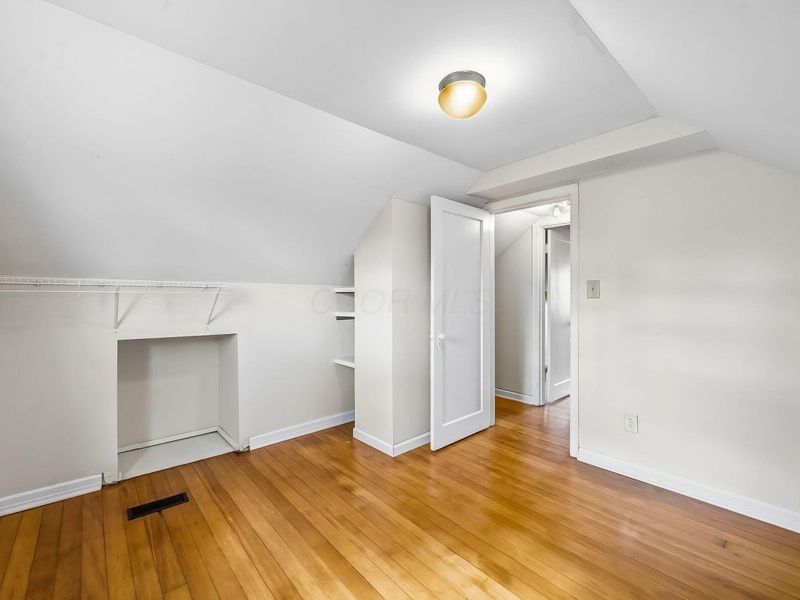 925 Kinnear Road, Columbus, OH 43212 Photo 19