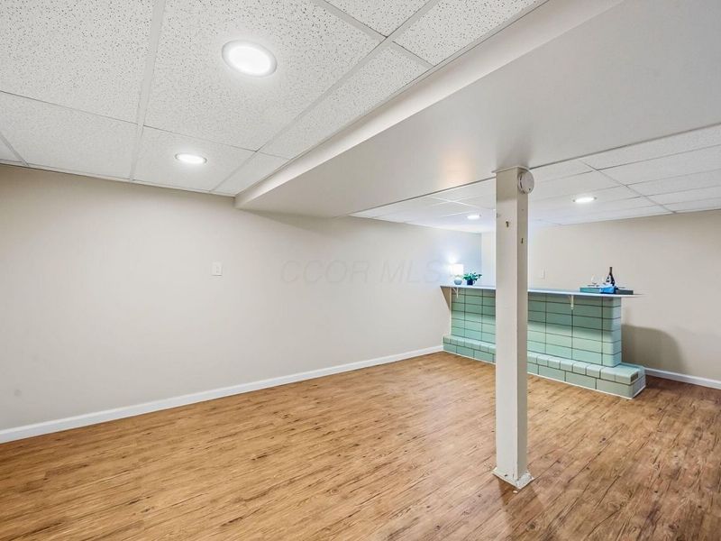 925 Kinnear Road, Columbus, OH 43212 Photo 22