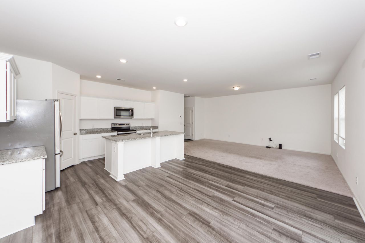 465 Pender Woods Drive Photo 10