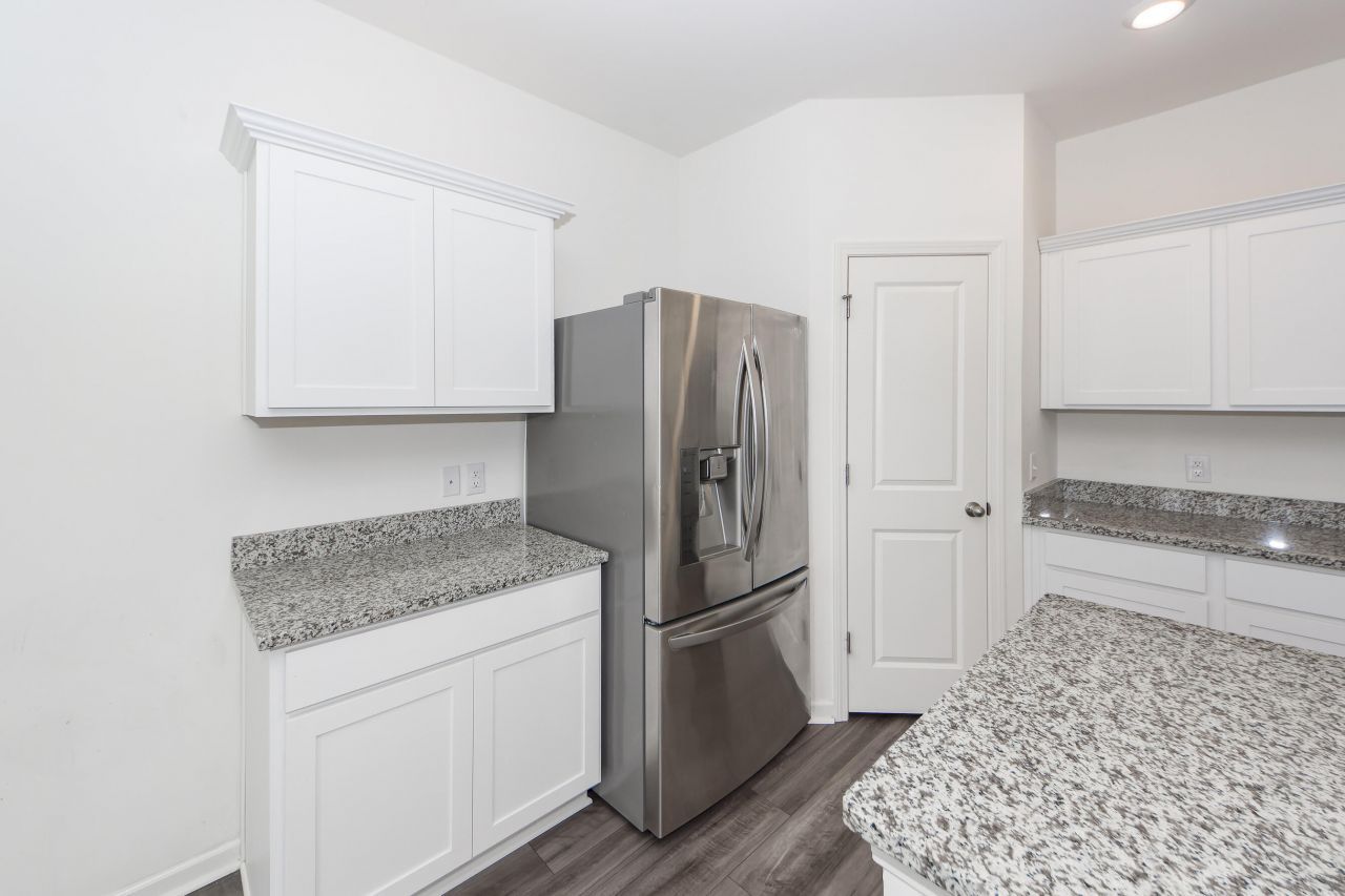 465 Pender Woods Drive Photo 13