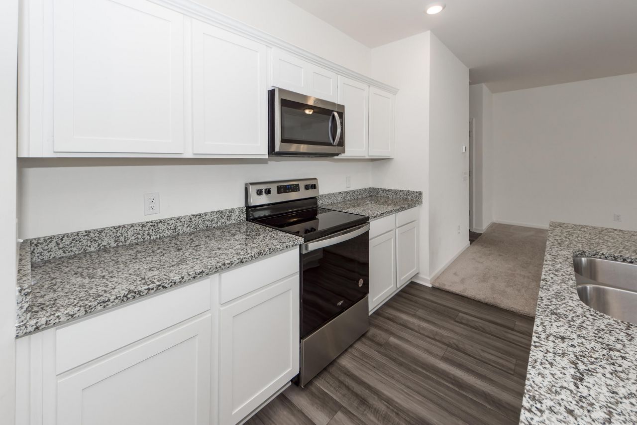 465 Pender Woods Drive Photo 14