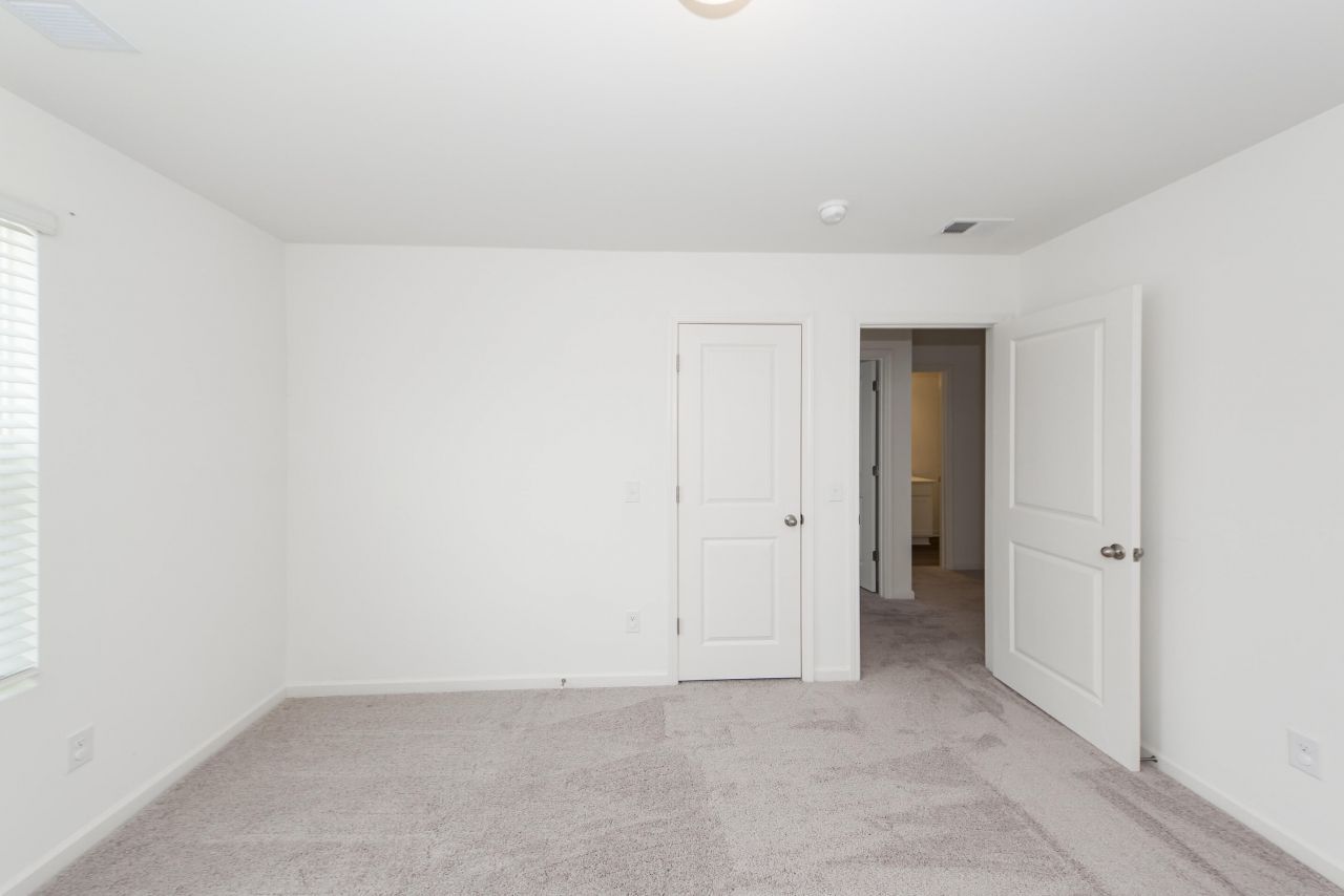 465 Pender Woods Drive Photo 34