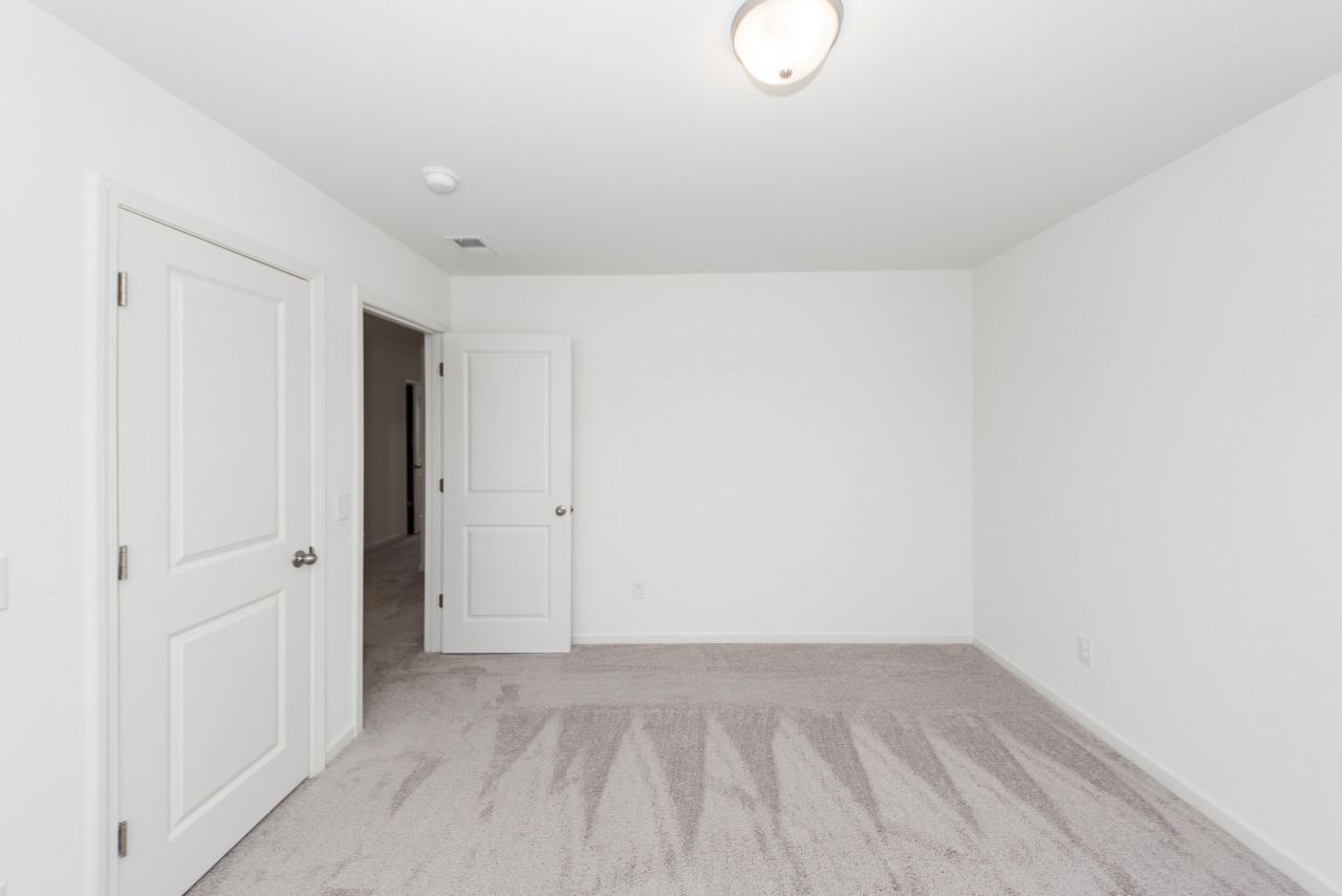 465 Pender Woods Drive Photo 35