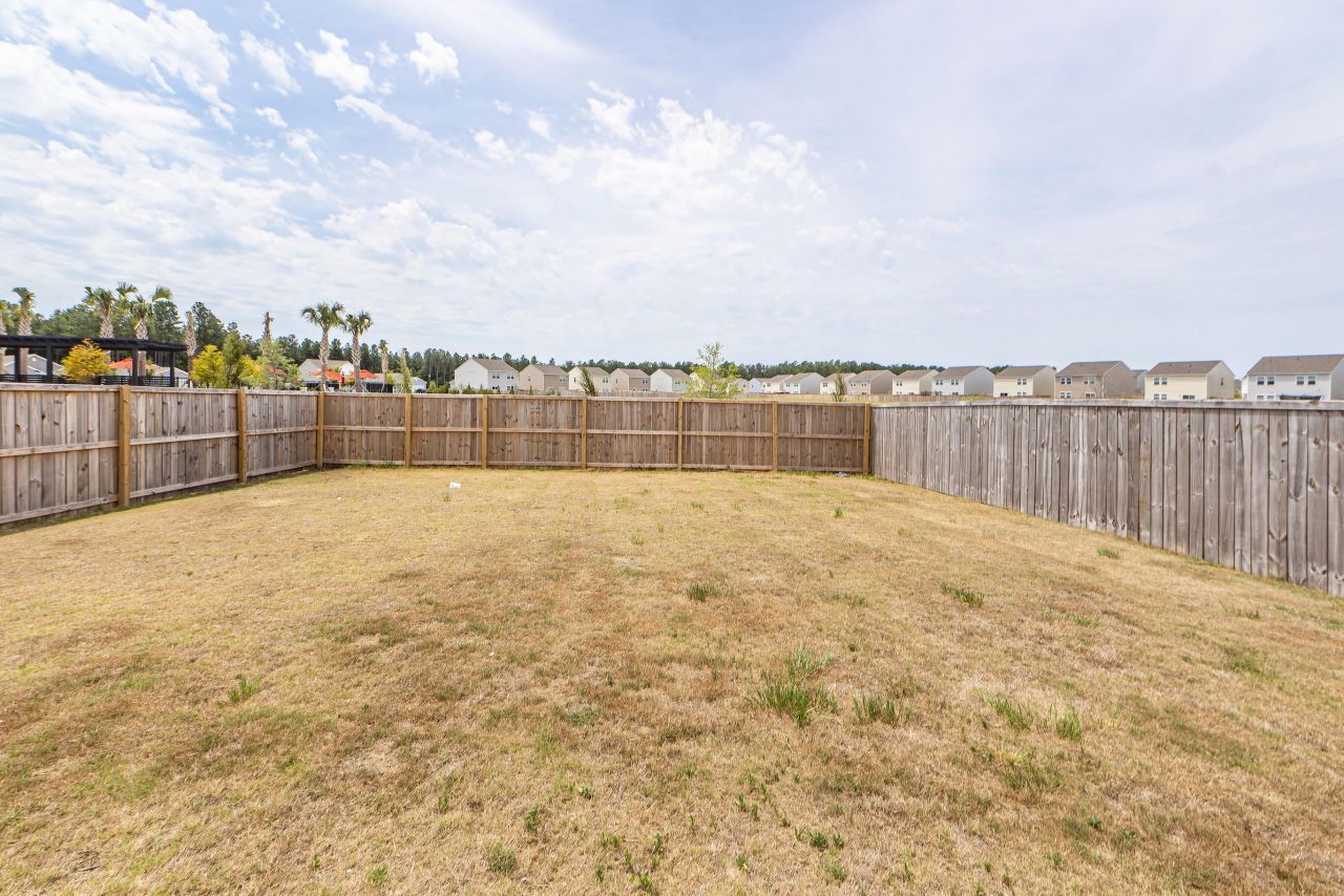 465 Pender Woods Drive Photo 44