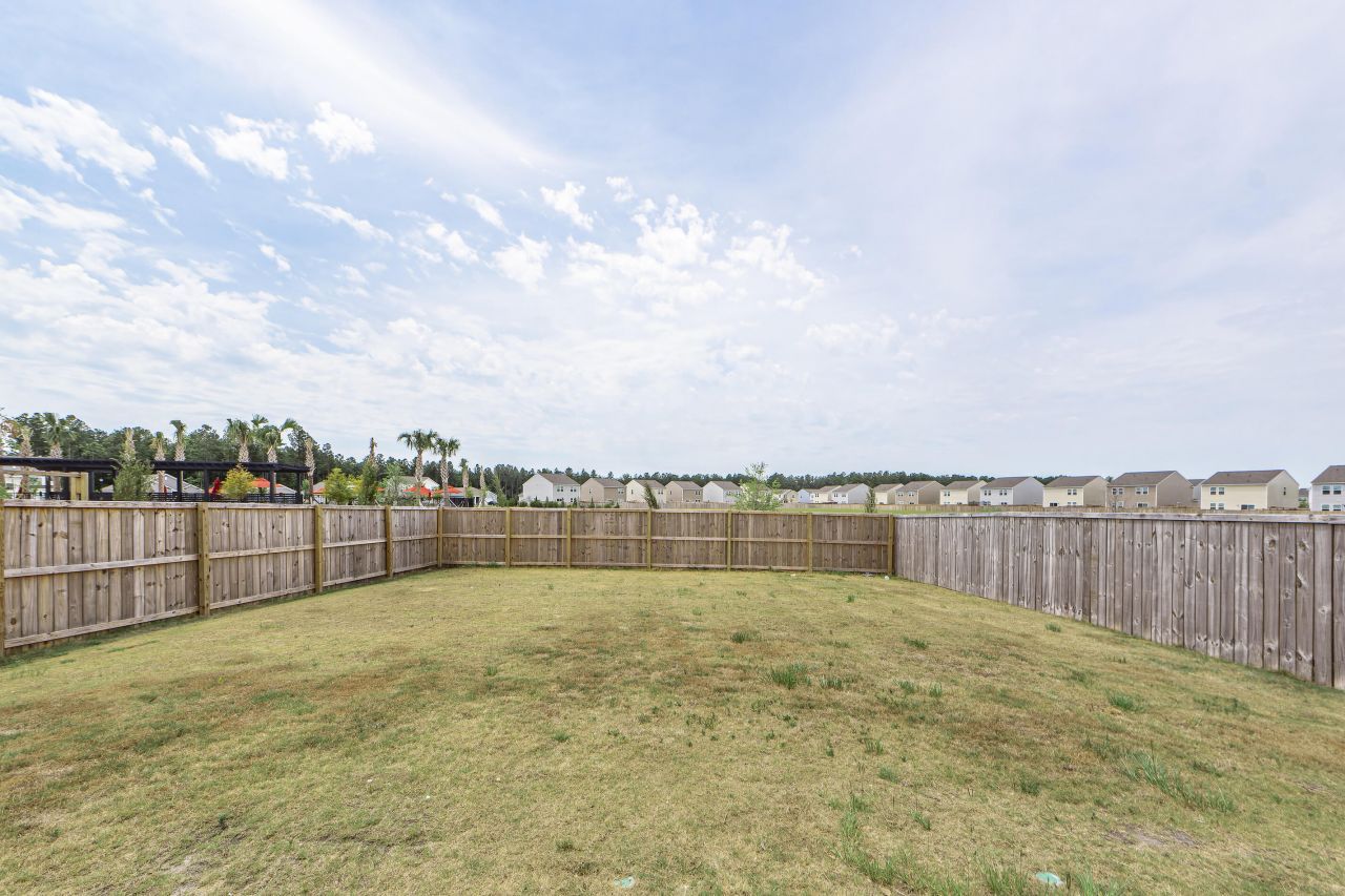 465 Pender Woods Drive Photo 45