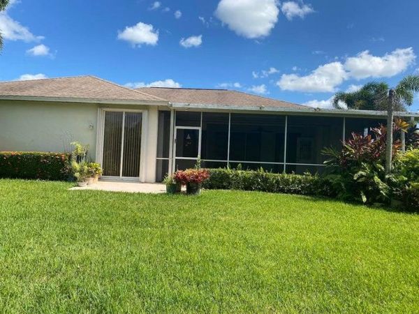 5640 NW Commodore Terrace, Port St. Lucie, FL 34983