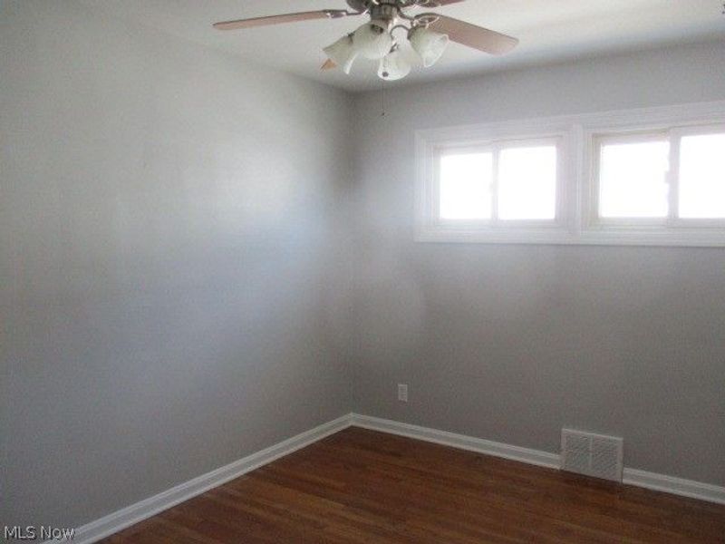 5603 Allanwood Drive, Parma, OH 44129 Photo 11