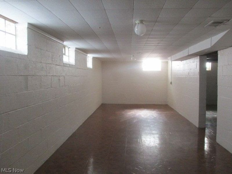 5603 Allanwood Drive, Parma, OH 44129 Photo 15