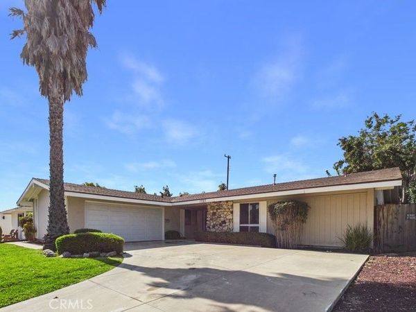 1727 Loma, Camarillo, CA 93010