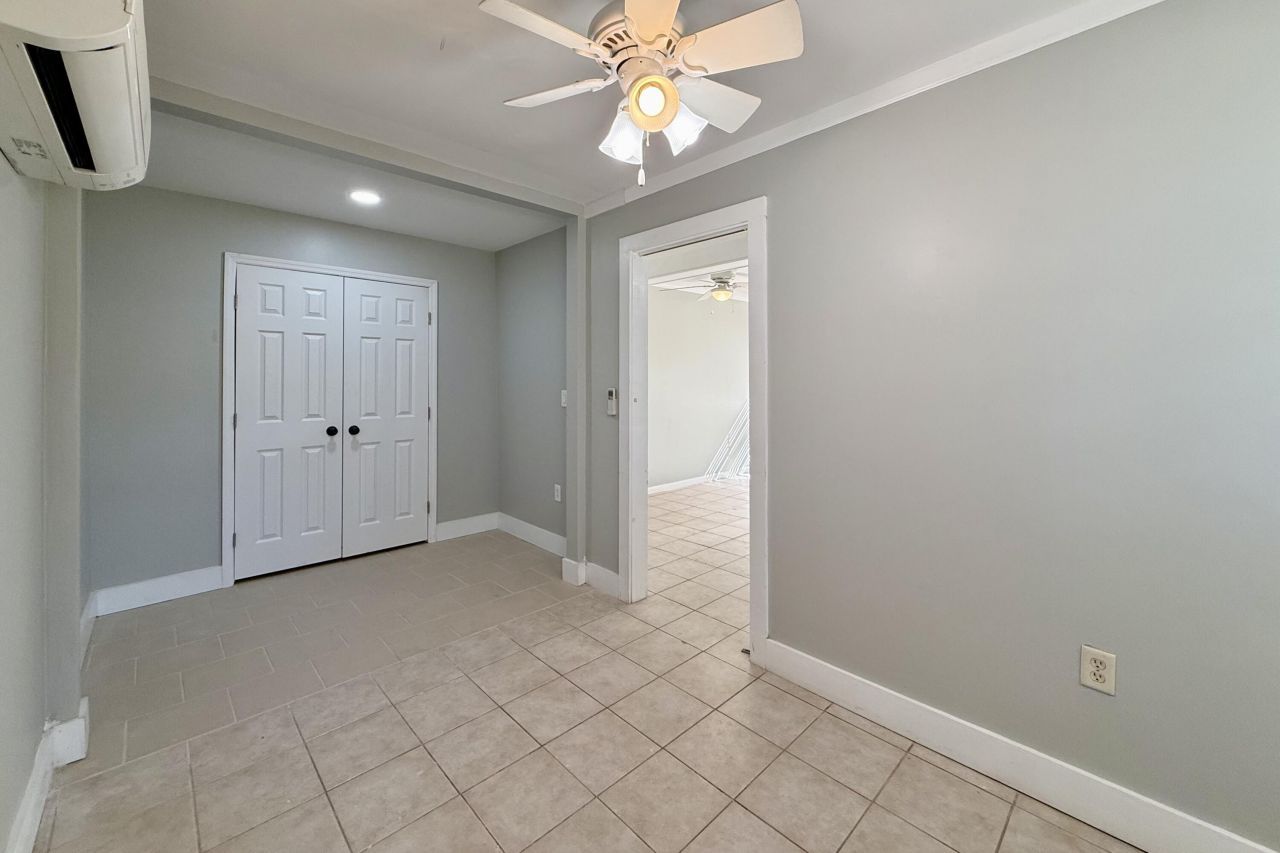 1618 Pinecrest Road Photo 4