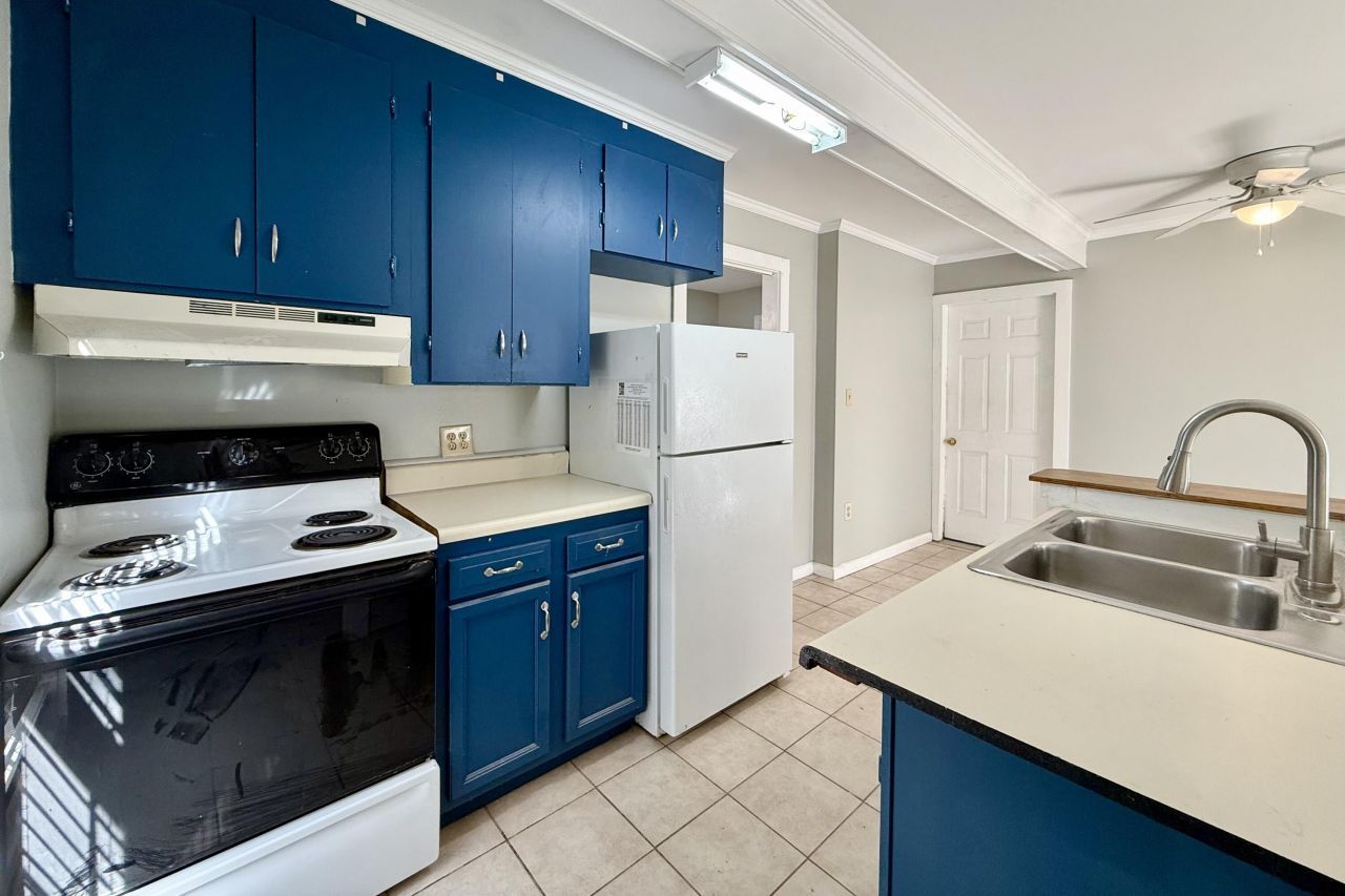 1618 Pinecrest Road Photo 8