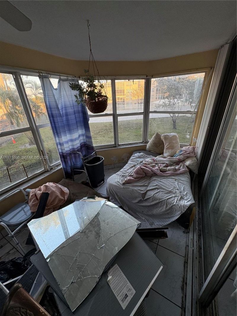 1401 NE 191st St, Unit D204, Miami, FL 33179 Photo