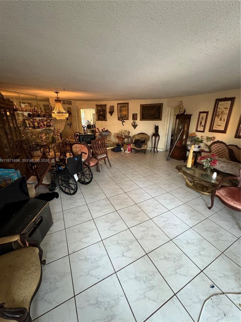 1401 NE 191st St, Unit D204, Miami, FL 33179 Photo