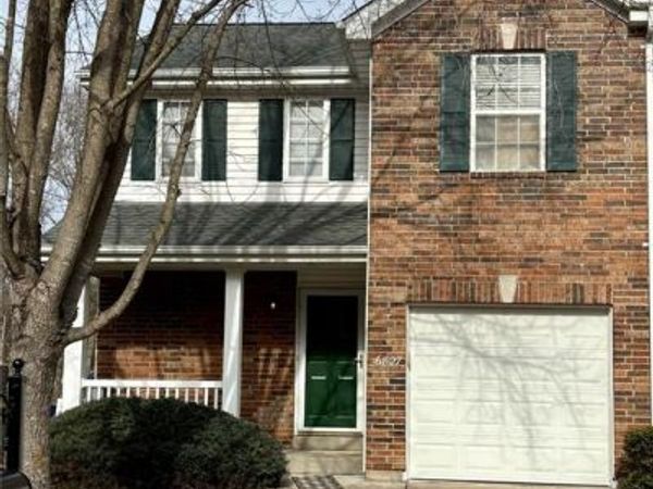6827 Eagles Landing Court, Pacific, MO 63069