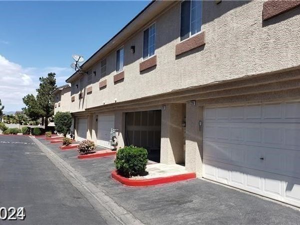 1236 Dusty Creek Street, Las Vegas, NV 89128