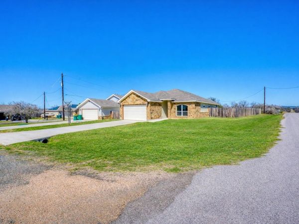 1516 Stonecrest DR, Granite Shoals, TX 78654