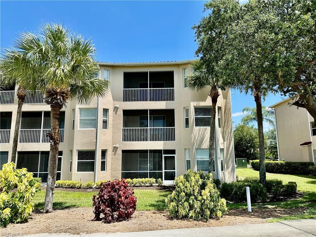 2720 Cypress Trace Cir, Unit 2920, Naples, FL 34119 Photo