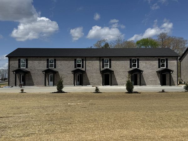 740 Kings Ln, Tullahoma, TN 37388