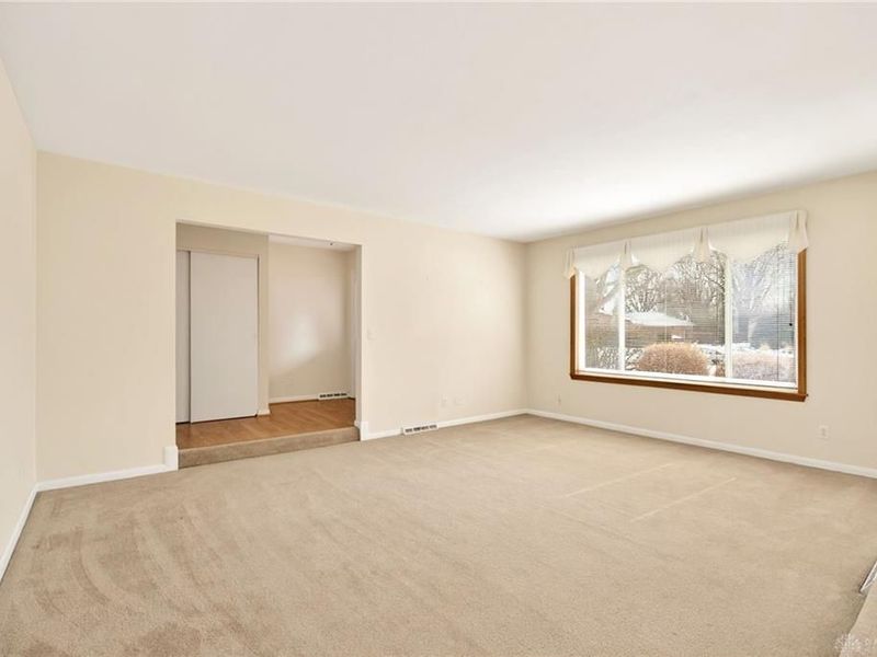 5335 Glendon Lane, Kettering, OH 45440 Photo 8