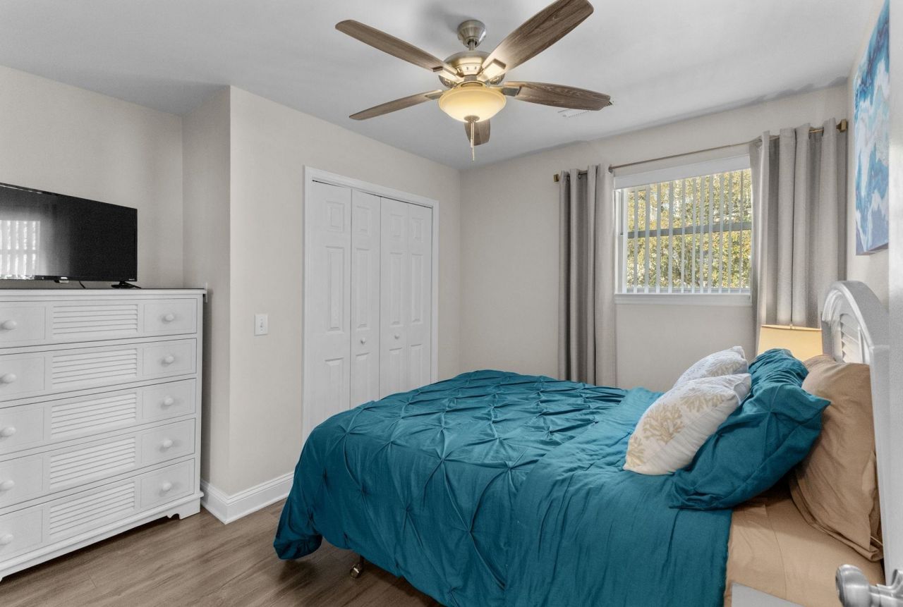 6001 C1 South Kings Hwy. Photo 20